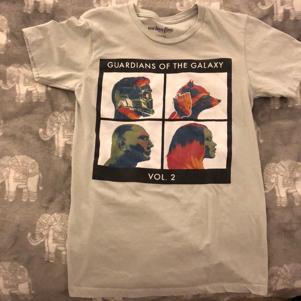 Men’s graphic tee